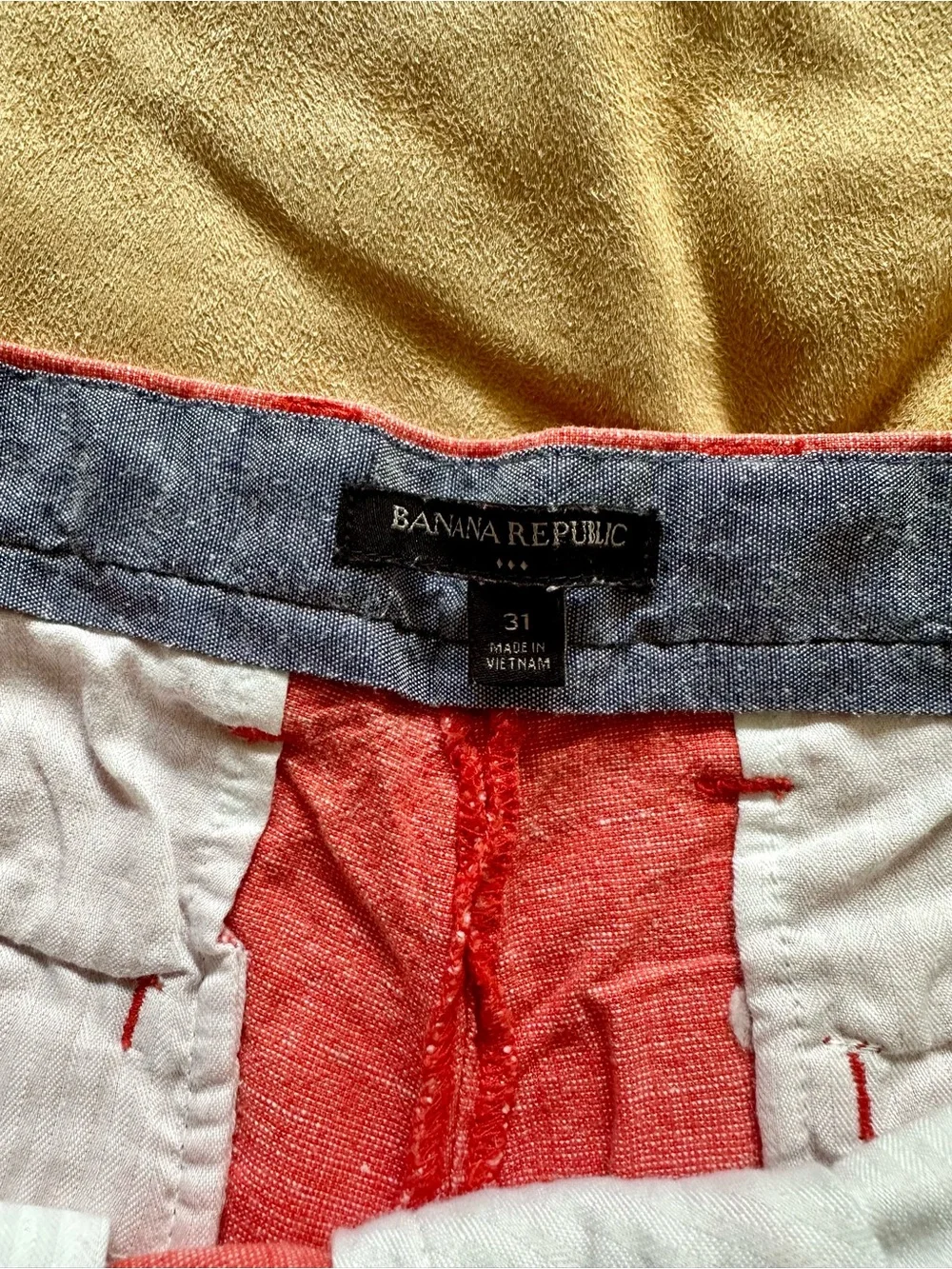 Banana Republic Men's Coral Red Casual Linen-Blend Shorts